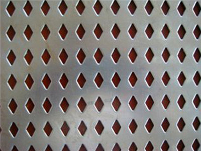 菱形冲孔网的材质及用处