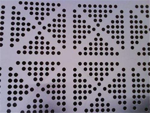 彩钢冲孔板的规格如何选择