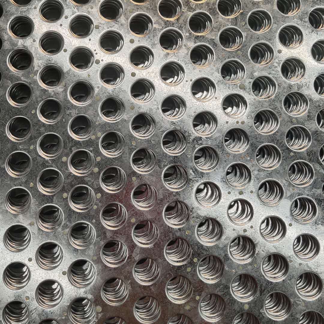 镀锌冲孔网的外表缺陷分析