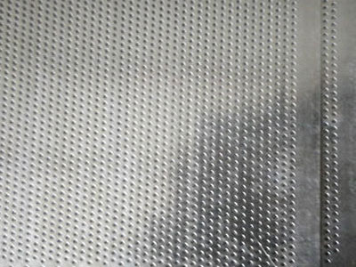 低碳钢板冲孔网有哪些优势？